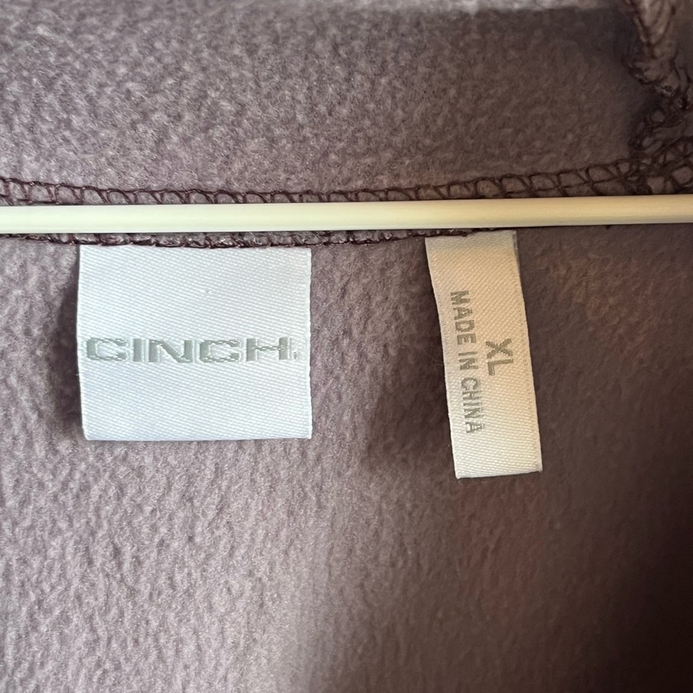 Cinch Women’s 1/4 Zip Hoodie - Picture 3 of 3